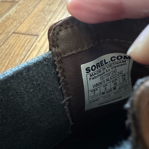 Sorel Emelie II leather Chelsea booties - Picture 3 of 5